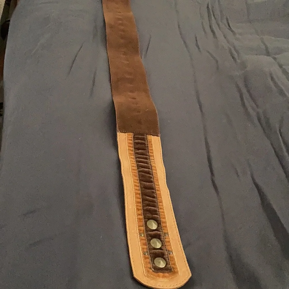 Retro studded belt